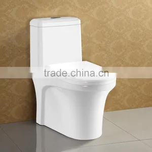 Floor Mounted White Glazed Ceramic Wash Down Toilet thumbnail-5