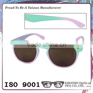 Trendy Round Shape Gradient Colour Super Vintage Retro Sunglasses thumbnail-6