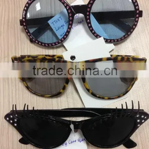 Sunglasses thumbnail-1