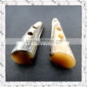 Factory Wholesale Polyester Plastic Resin Toggle Button for Garment thumbnail-1