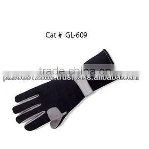 White And Black Karting Gloves thumbnail-1