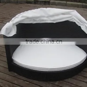 Pet House Wicker Dog Daybed With Canopy thumbnail-3