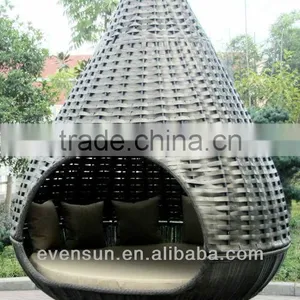 Rattan Nestrest thumbnail-1