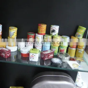 Mini Round Candy Tin thumbnail-1