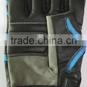 Deluxe Quality Weight Lifting Gloves thumbnail-2