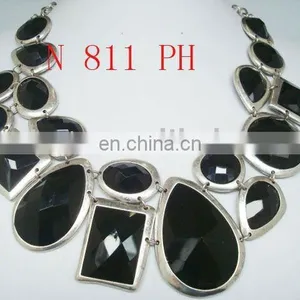 Necklace thumbnail-1
