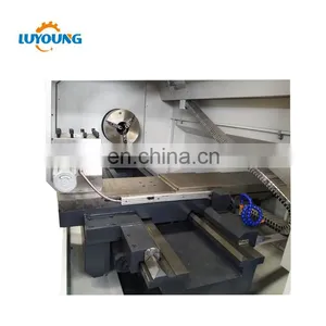 CK6180 China High Precision Center Lathe Machine thumbnail-3