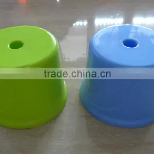 Round Plastic Stool thumbnail-1