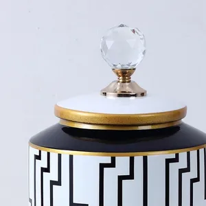 European Simple Style Black Labyrinth Pattern Ceramic Flower Vases With Crystal Lid For Home Decoration thumbnail-3