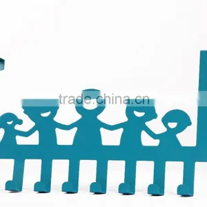 Family Colorful Big Hooks thumbnail-4