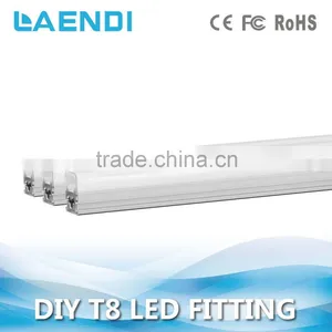 Surface Mounted t8 Led Fitting 120cm Led Tube Light Fitting t8 30w With 100lm/w thumbnail-1