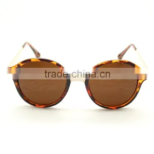 Classic Style Circular Metal Round Sunglasses With Metal Bar thumbnail-1