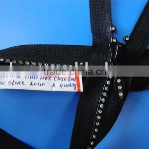 Diamond Zipper thumbnail-1