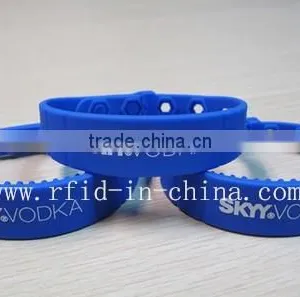 Silicone Packaging Adjustable Long Range RFID Wristband thumbnail-1