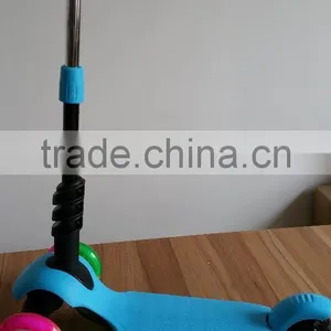 High Quality Aluminum New 3 In1 Scooter With PP Wheels thumbnail-2