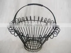 Metal Wire Basket thumbnail-1