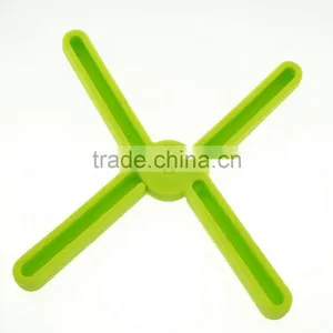 16063 Foldable Non-Stick Heat Resistant Silicone Mat , Silicone Baking Holder thumbnail-5