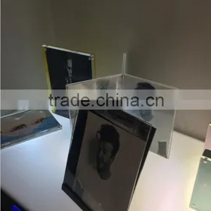 China Customized Acrylic/plexiglass Photo Frame thumbnail-5