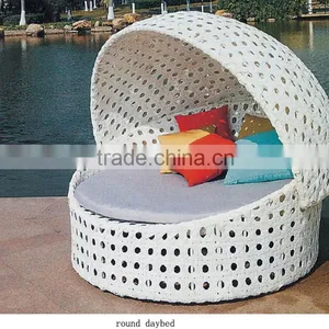 Romantic Rattan Round Angel Sunbed thumbnail-2