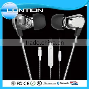 High Quality China Supply Wired Earphone With Mic by MFi Manufacutury thumbnail-2