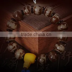 Tibetan Buddhism Flower Bodhi Root Beeswax Tassel Prayer Beads Bracelet thumbnail-1