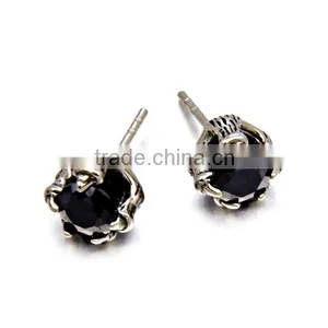 2016 New Design Stainless Steel Earring for Men Plaw With Black Stone Earring thumbnail-2
