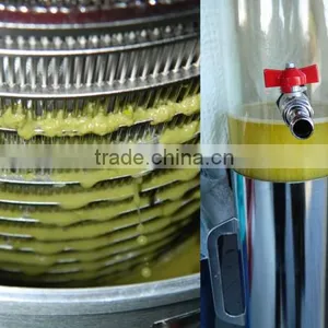 Low Price Walnut Processing Hydraulic Heat Oil Press Machine thumbnail-1