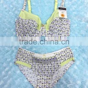 Shantou Bra and Brief Comfortable Fabric With Fantastic Lace Decoration thumbnail-1
