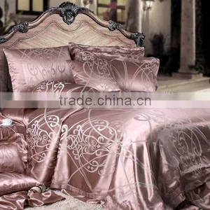 4 Piece Luxury Silk Bedding Set thumbnail-1