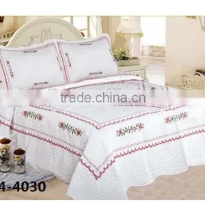 Quilt Wholesale China Embroidery Bedding Set thumbnail-2
