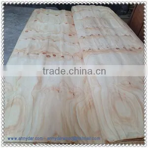 Knotty Pine Wood Rotary Veneer White Cheap Wood Veneer thumbnail-1