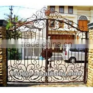 Elegant Wrought Iron Gate Design thumbnail-1