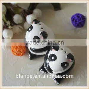 Ceramic Cute Panda Salt Shaker Animal Design Spice Tins thumbnail-2
