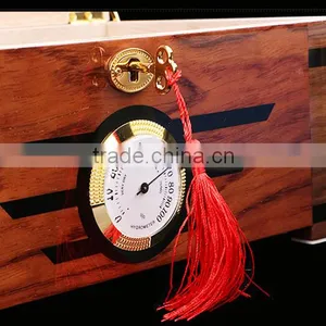 Wooden Cigar Box thumbnail-4