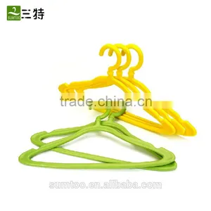 Eco-friendly Short Baby Plastic Clothes Hanger thumbnail-1
