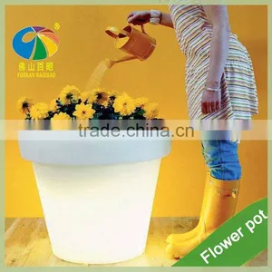 Chinese Suppliers Yellow Flower Vase Colourful Flower Pot Vertical Garden for Restuarant thumbnail-5