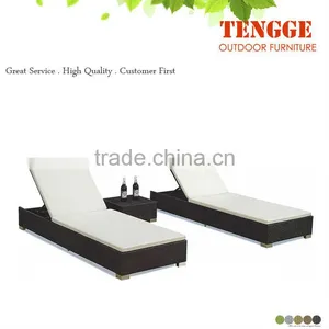 Classic Italian Chaise Lounge thumbnail-1