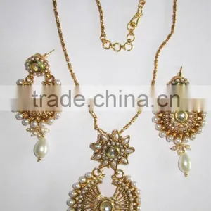 Polki Pendant Chain Necklace EARRING Set thumbnail-1