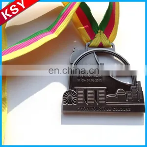 Factory Directly Selling Heart Shaped Metal Medal With Ribbon Of Honor thumbnail-3