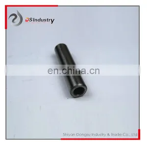 6CT8.3 Diesel Engine Cylinder Head Parts Intake Valve Guide 3925863 Valve Stem Guide thumbnail-1