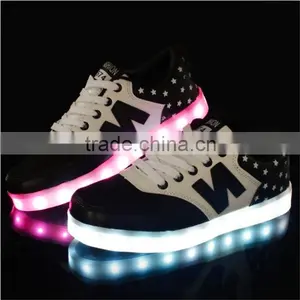 Factory Supply Adults LED Light up Casual Shoes, Factory Price USB Charge Light LED Shoes, High Quality Kids LED Flashing Shoes thumbnail-1