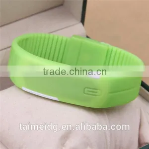 2015 New Product Wholesale Cheap Watches Digital thumbnail-1