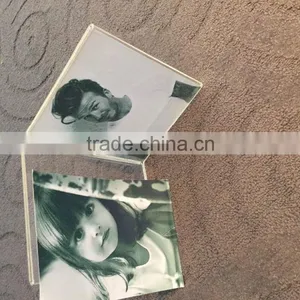 Three-side Acrylic Photo Frame thumbnail-2