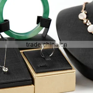 High End Custom Logo Printed Leather Jewelry Display Set thumbnail-5