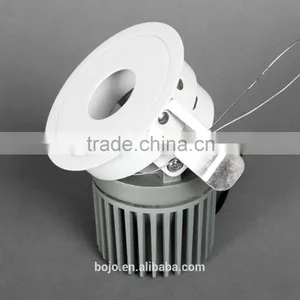 2015 Hot Selling 9w 10W Led Downlight With Round Cover for Commercial Lighting thumbnail-1