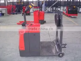 Electric 2t Tow Tractor With Pneumatic Tyres thumbnail-1