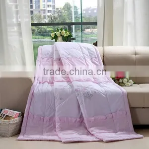 High Quality Cheap 100% Polyester Summer Quilt in Yiwu thumbnail-6