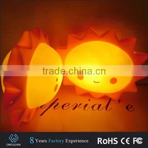 Room Decorative Led PVC Modern Sun Shaped Bedside Table Lamp thumbnail-3