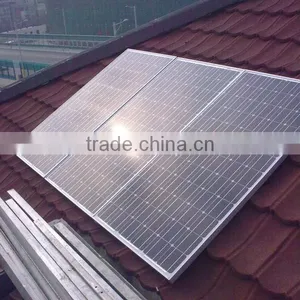 Portable Solar Charger 60W thumbnail-5