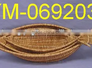 Fish Shaped Willow Basket thumbnail-1